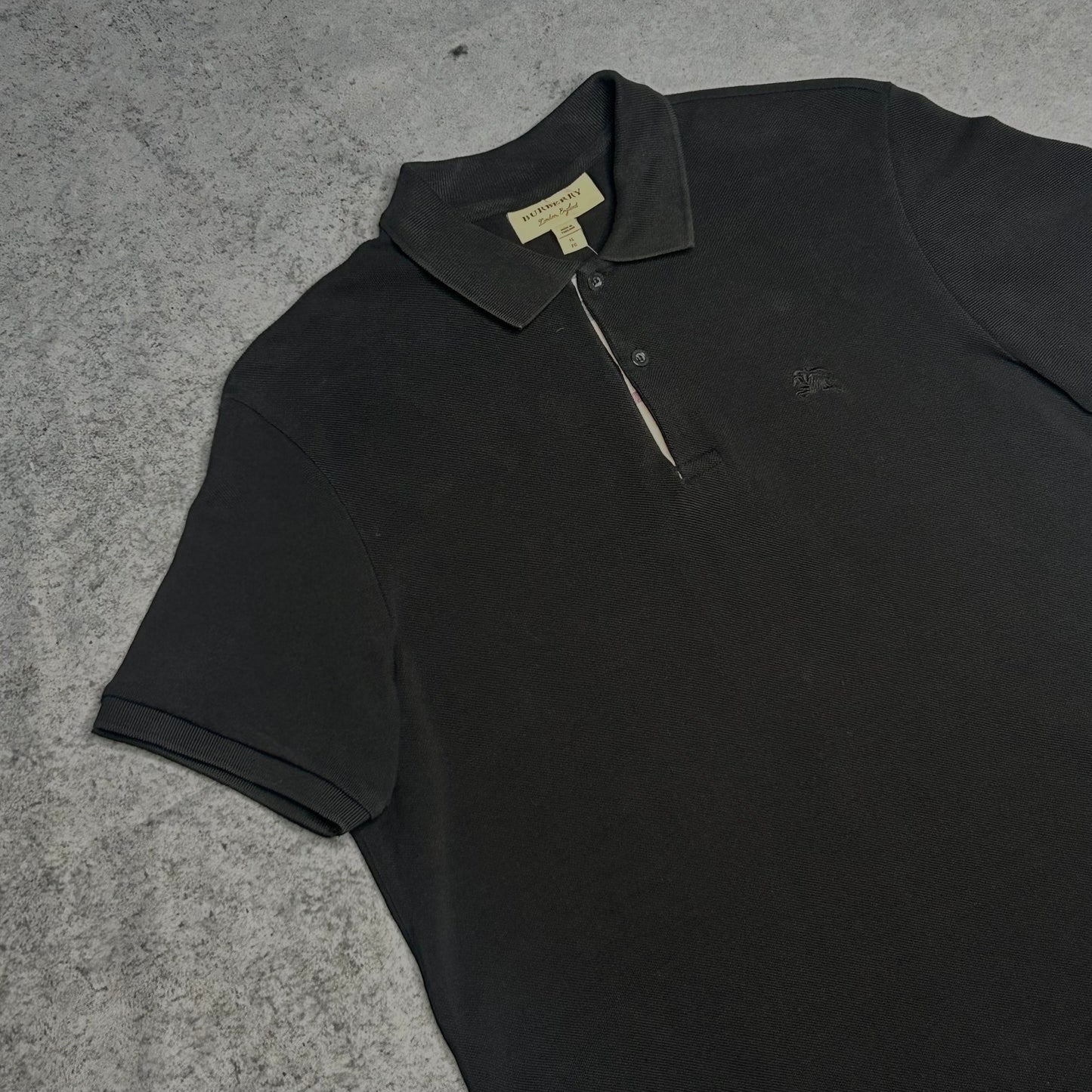 Burberry Polo Shirt black w/ Nova Check lining collar (fits L)