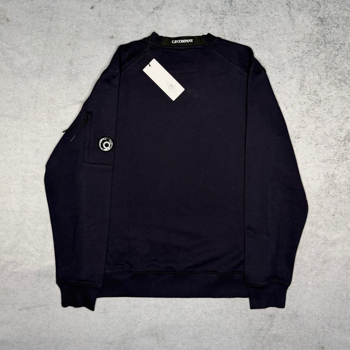 C.P. Company NEW Diagonal Raised Fleece Crewneck Lens Sweatshirt navy blue (L)