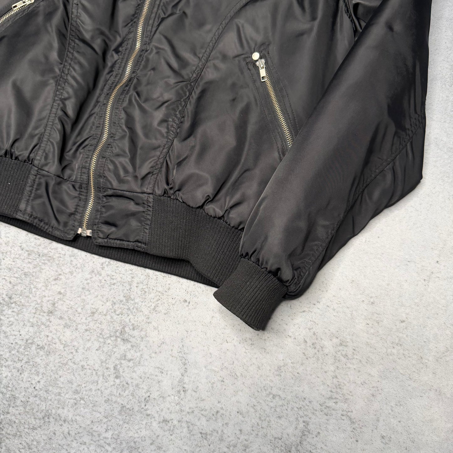 Picaldi 00s Karia Bomber Jacket Big Spellout black silver (L fits M)