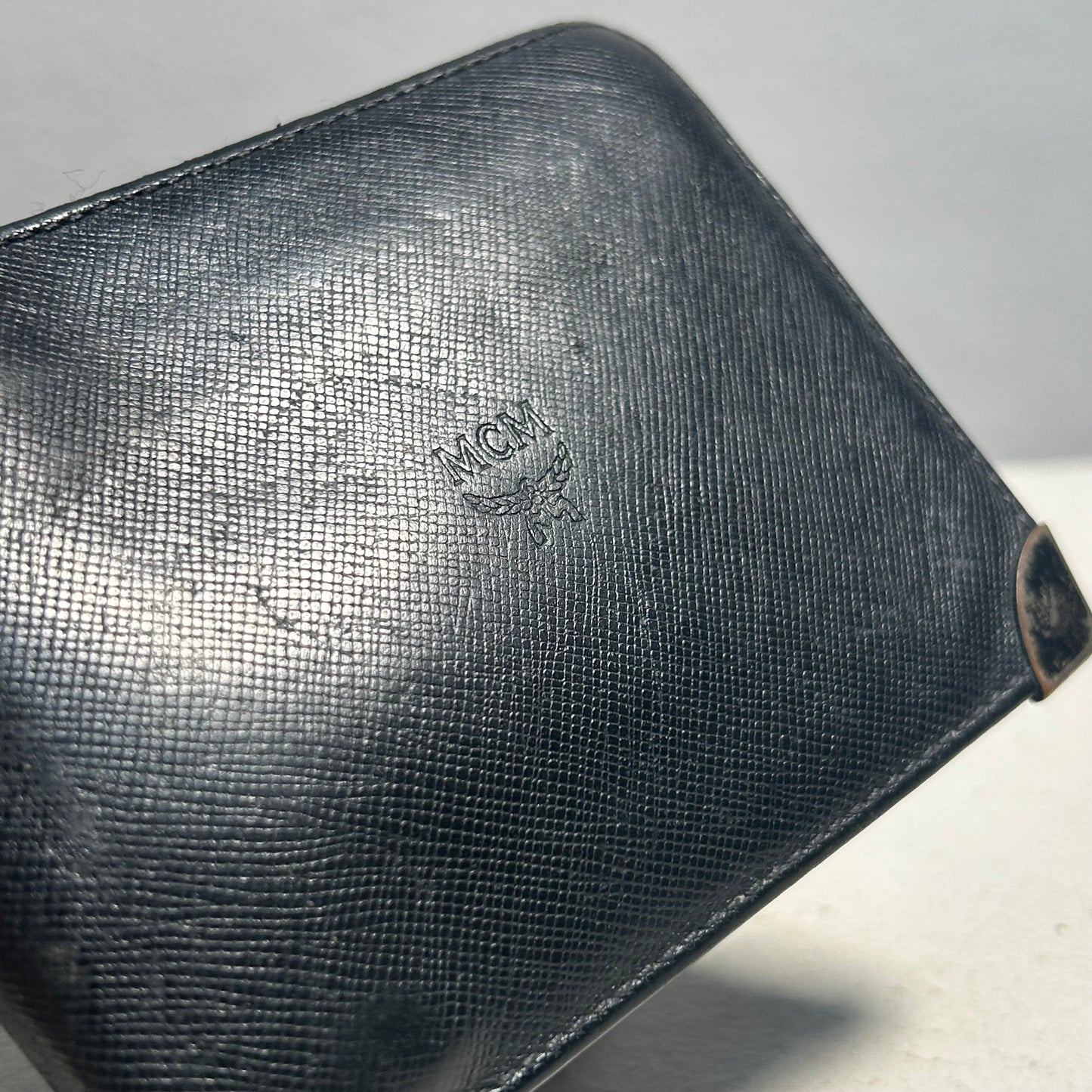 MCM Vintage Bi-Fold Leather Wallet black