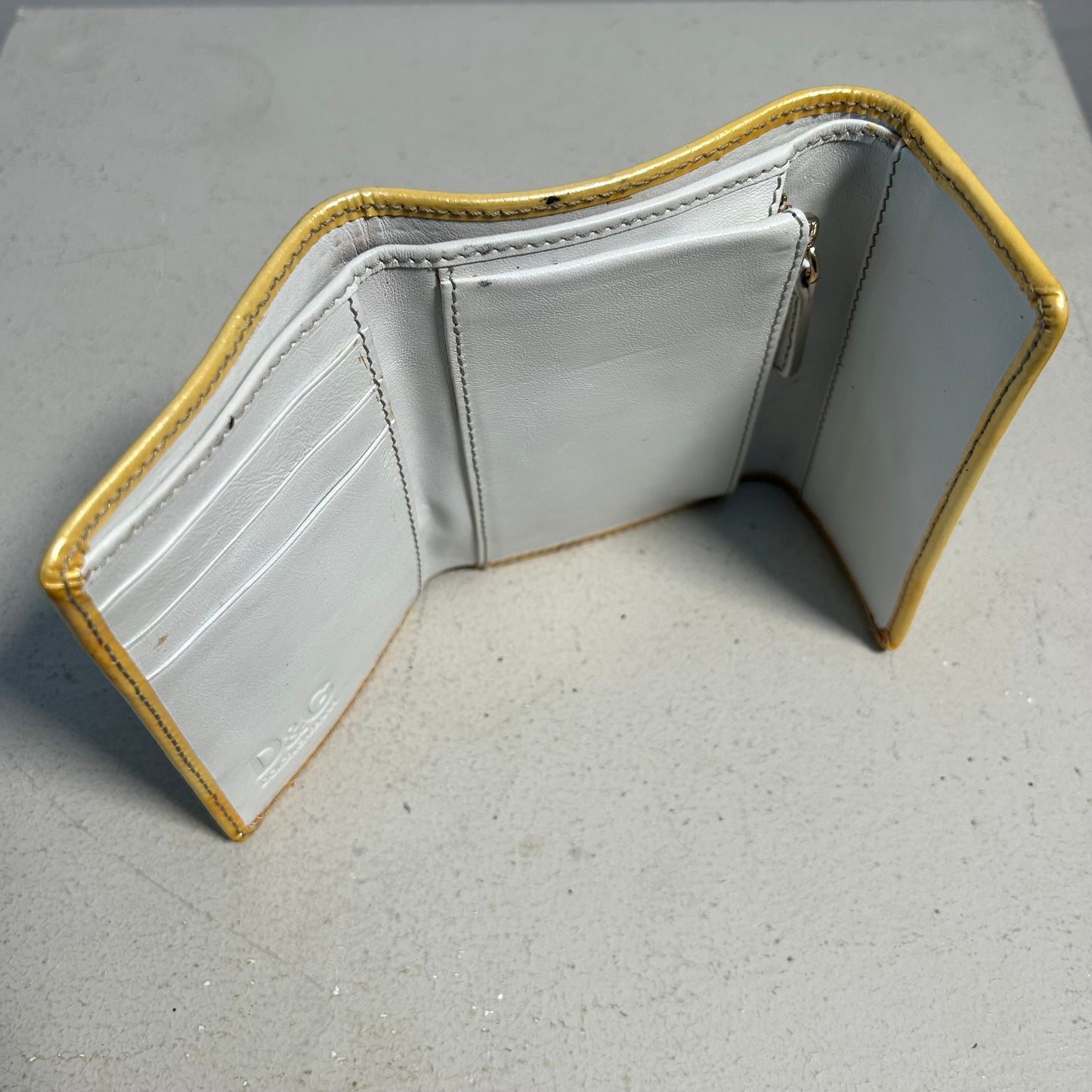 Dolce & Gabbana Vintage Wallet creme gold D&G Metal Logo