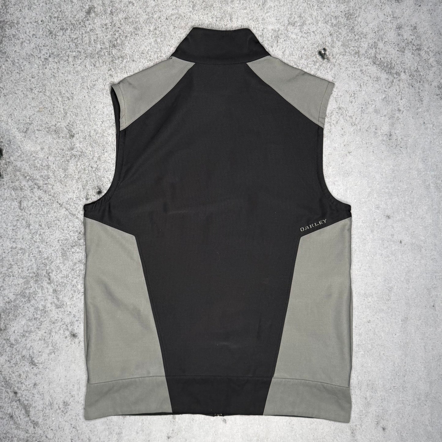 Oakley 00s Lightwight Shell Gilet (fits L)