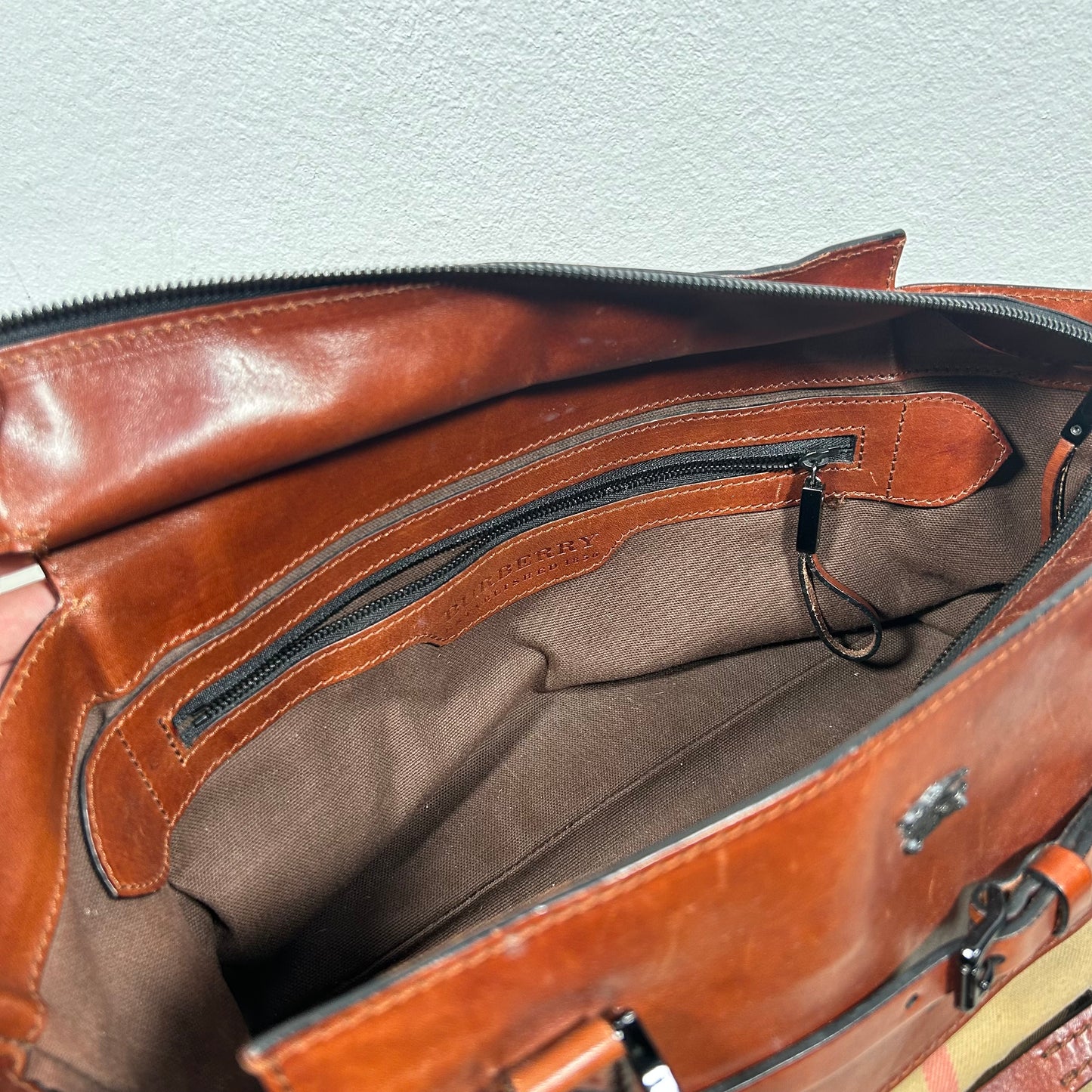 Burberry 00s Handbag Nova Check Leather brown