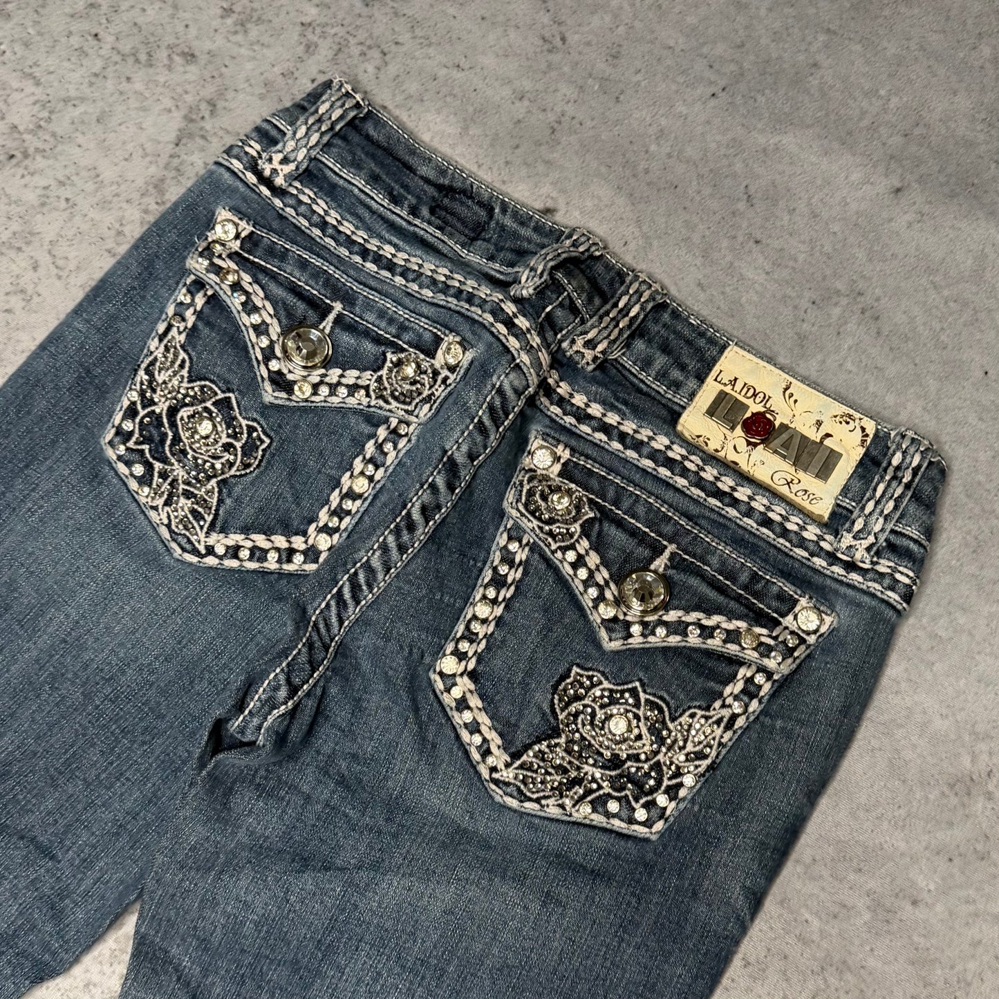 LA Idol Y2K Low Waist Bootcut Jeans Rare Gemstone Details (29/34)