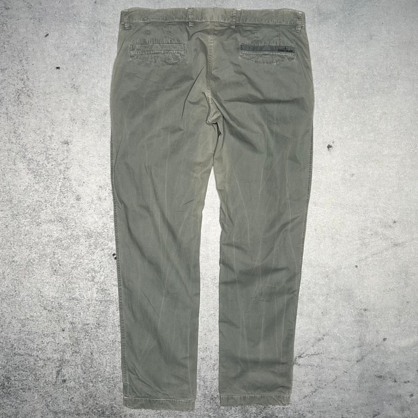 Stone Island Classic Straight Leg Chino Pants (W38)
