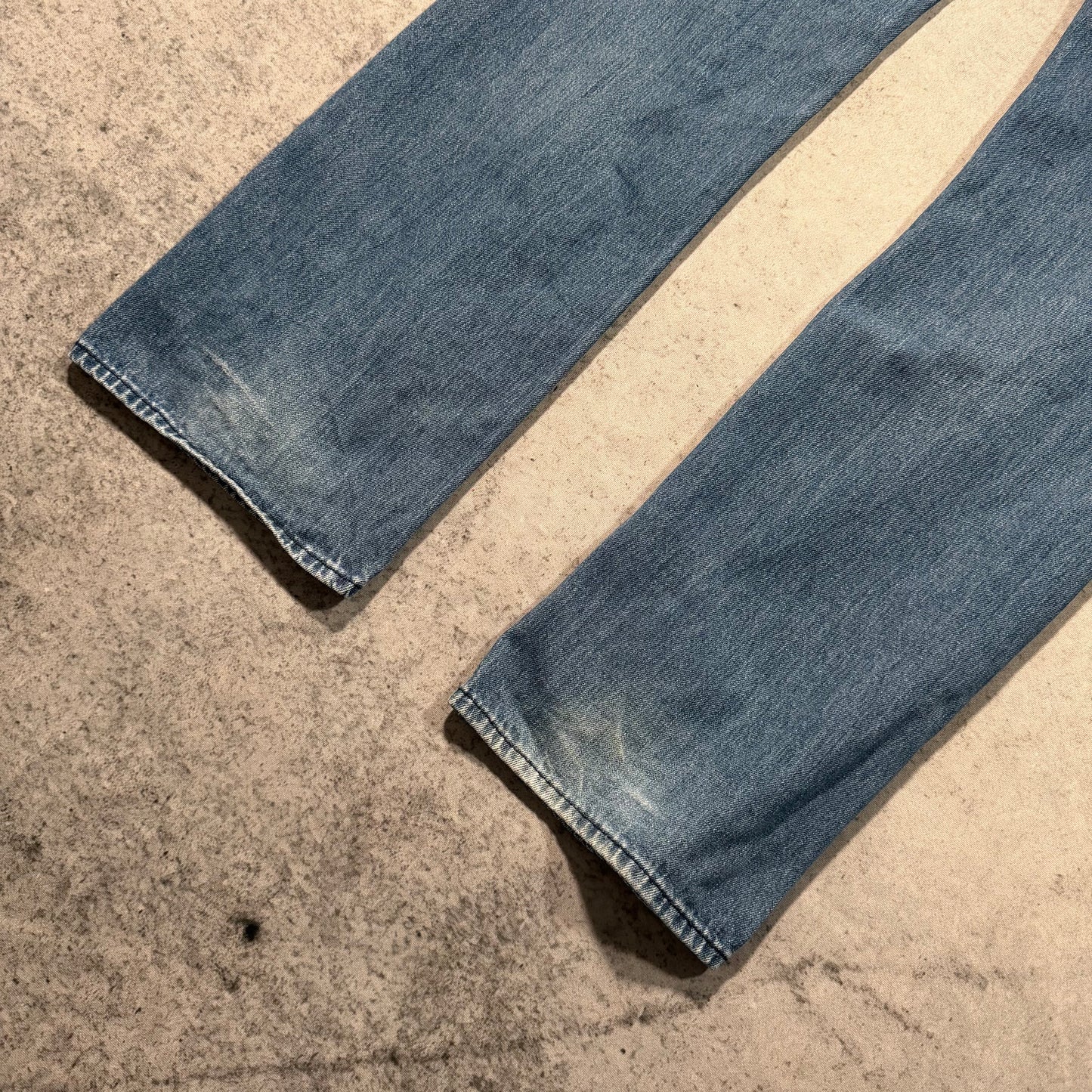 True Religion Y2K Straight Jeans Rainbow Stitch distressed (34)