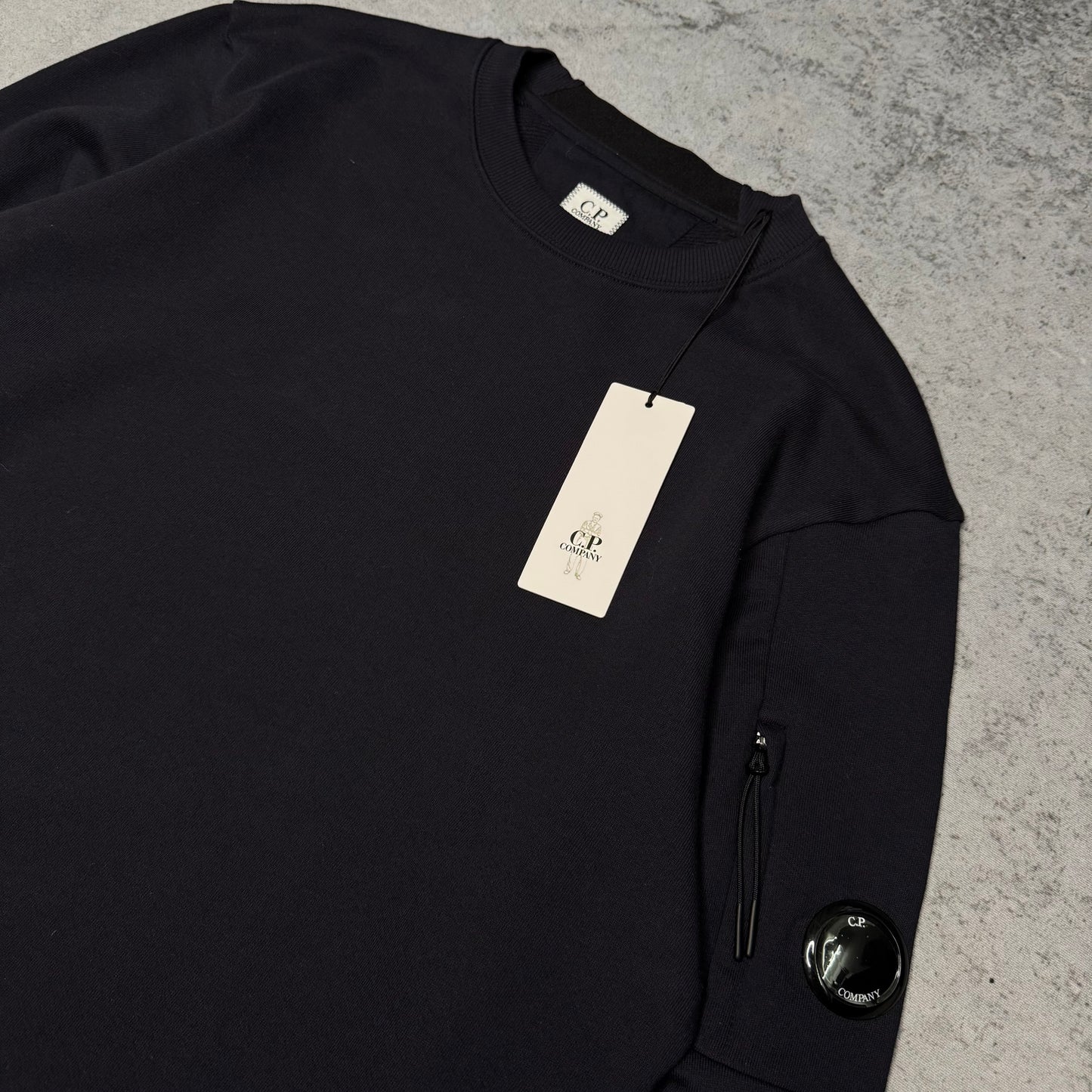C.P. Company NEW Diagonal Raised Fleece Crewneck Lens Sweatshirt navy blue (L)