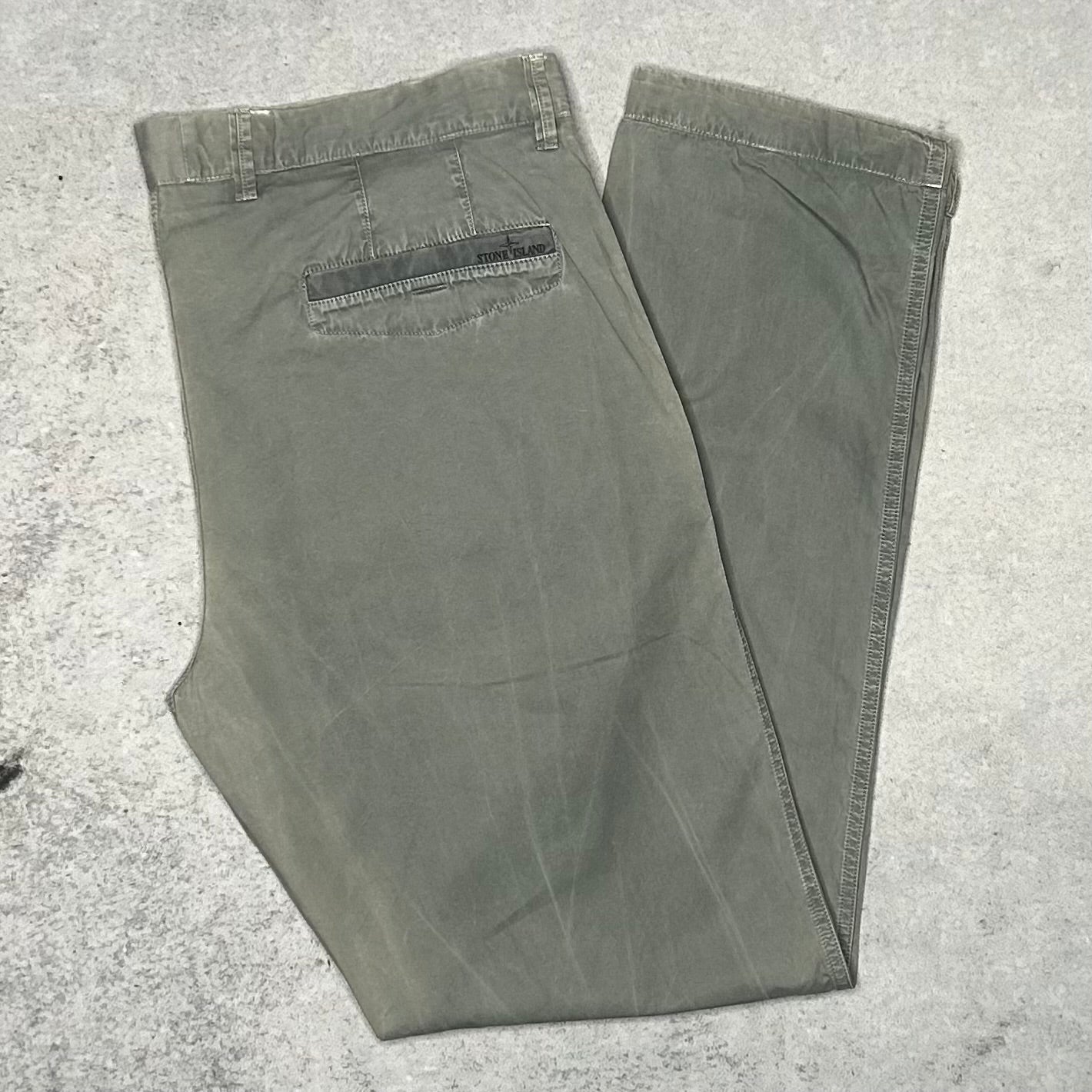 Stone Island Classic Straight Leg Chino Pants (W38)