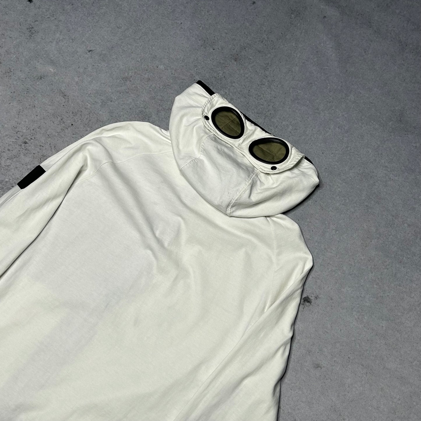 C.P. Company Asia Exclusive Goggle Zip Jacket creme white (fits M)