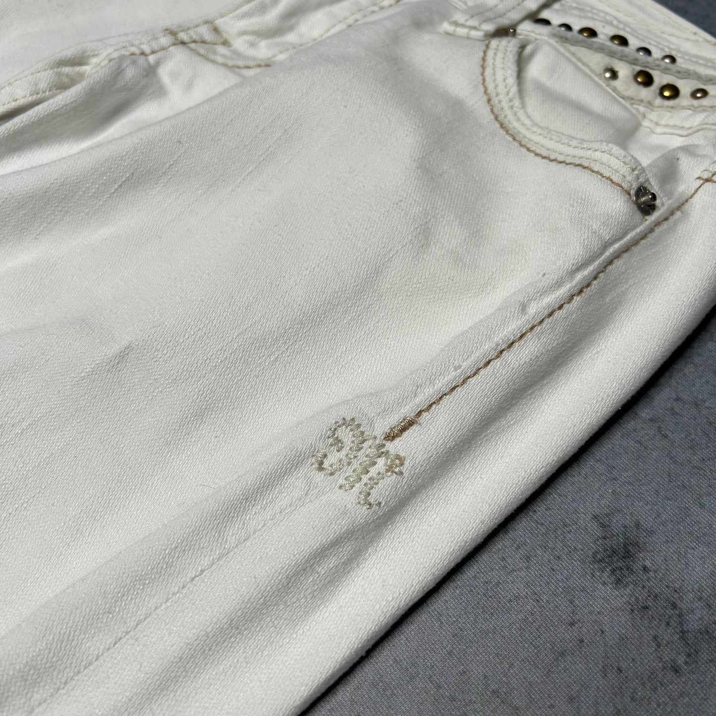 Miss Me 2000s Straight Leg Jeans white (28 fits S)