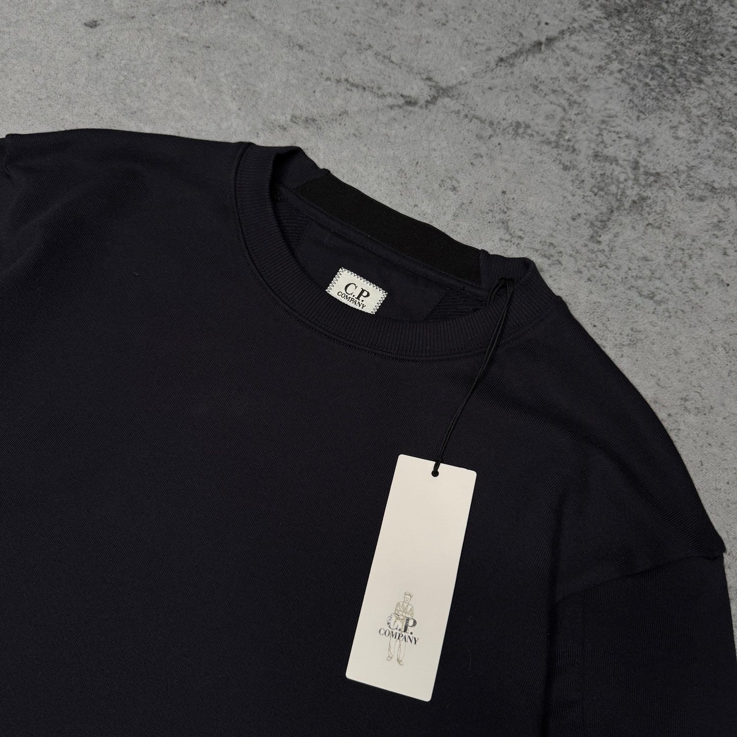 C.P. Company NEW Diagonal Raised Fleece Crewneck Lens Sweatshirt navy blue (L)