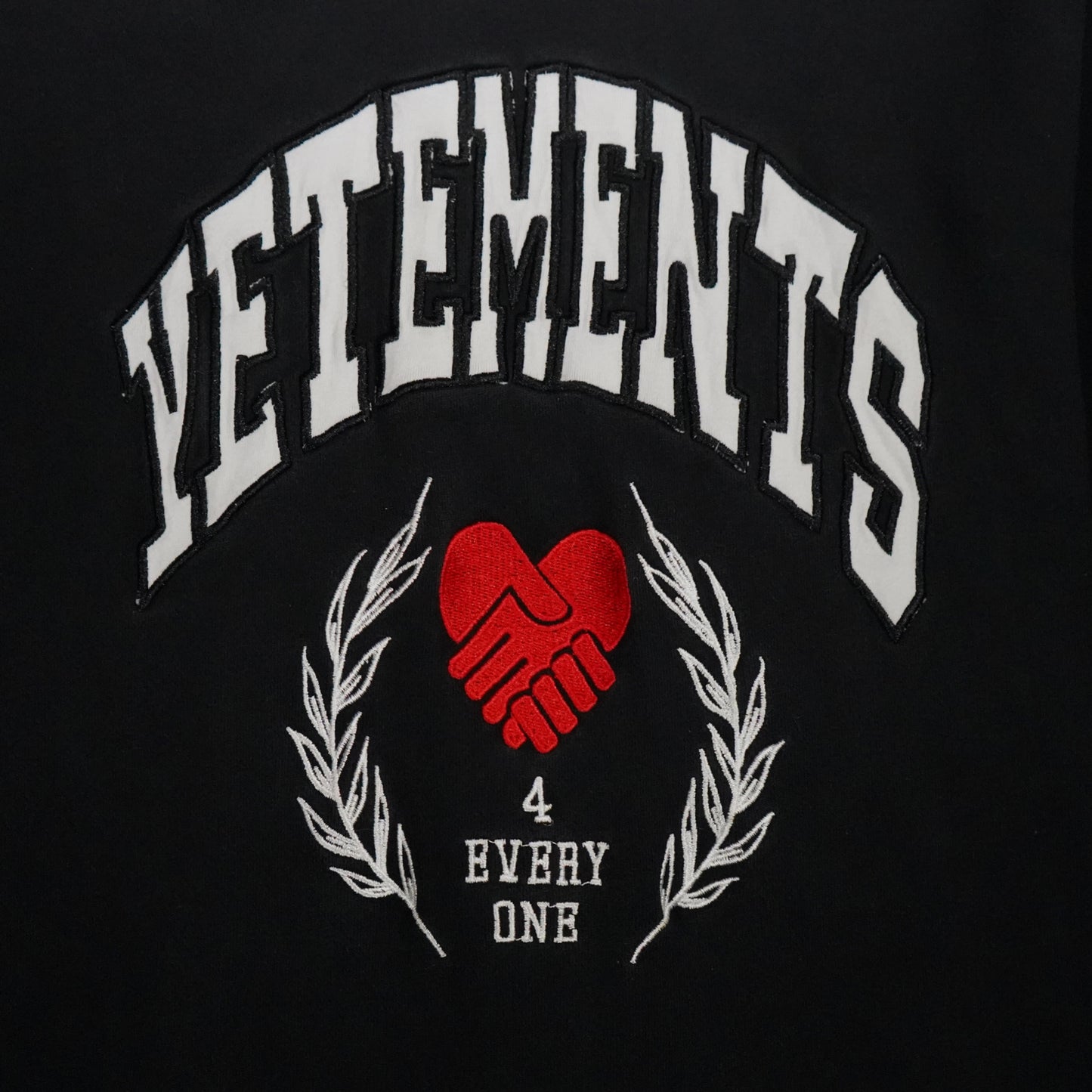 Vetements Solidarity Hoodie Spellout - Black (L)