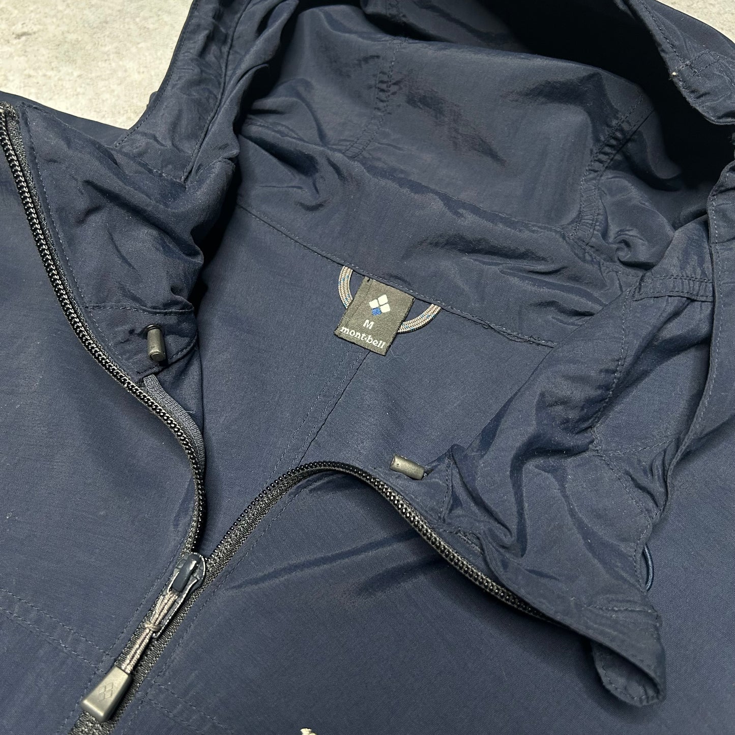 Montbell Lightweight Windbreaker Shell Jacket navy (M)