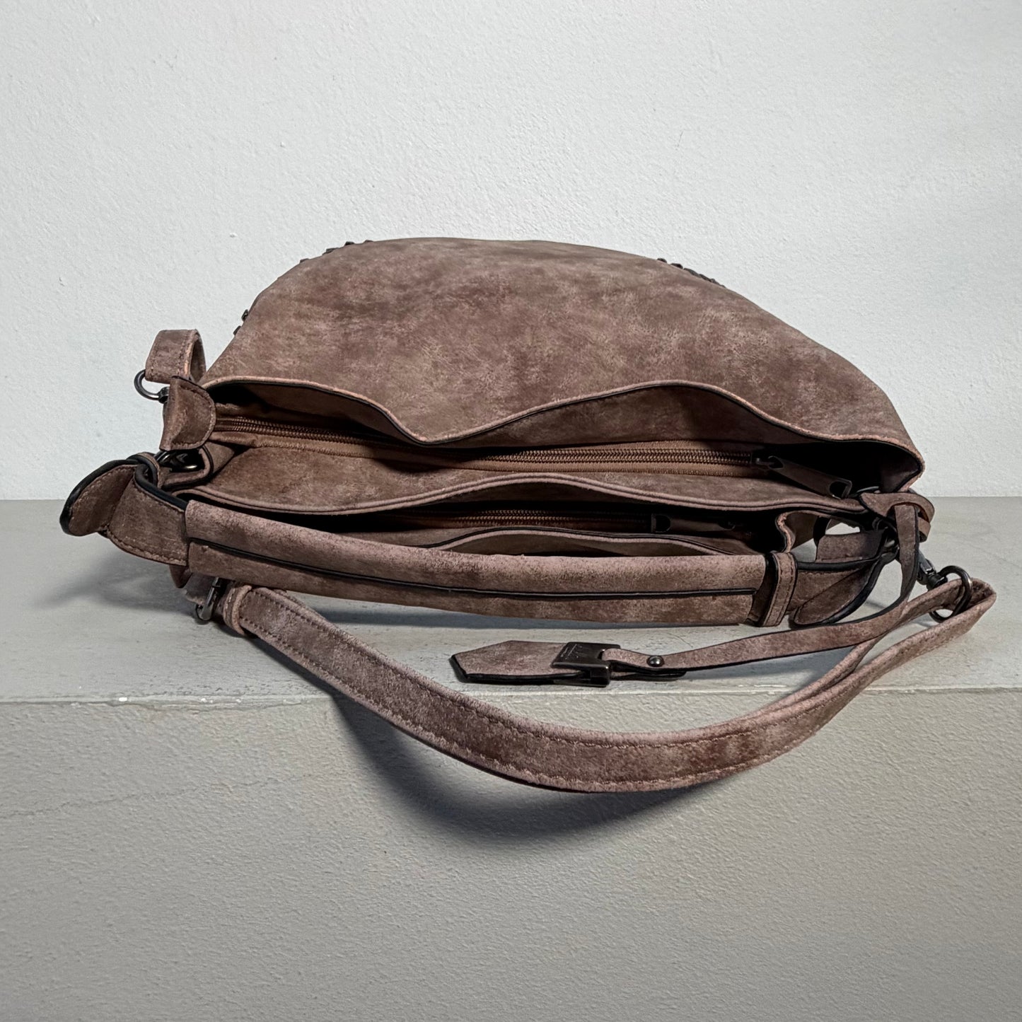 Dudlin Faux Leather Bag (brown studded)