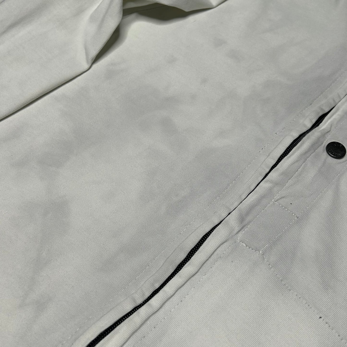 C.P. Company Asia Exclusive Goggle Zip Jacket creme white (fits M)