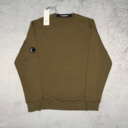 C.P. Company NEW Diagonal Raised Fleece Crewneck Lens Sweatshirt olive (L)