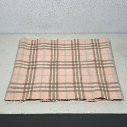 Burberry 00s Nova Check Scarf Schal long baby rosa