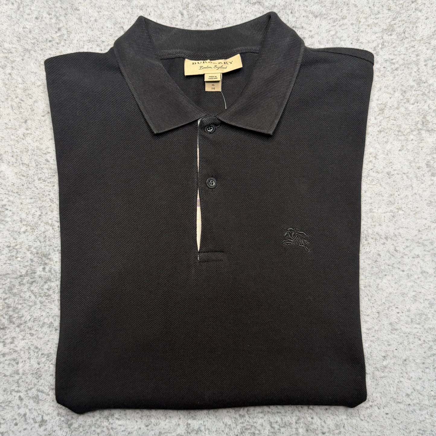 Burberry Polo Shirt black w/ Nova Check lining collar (fits L)