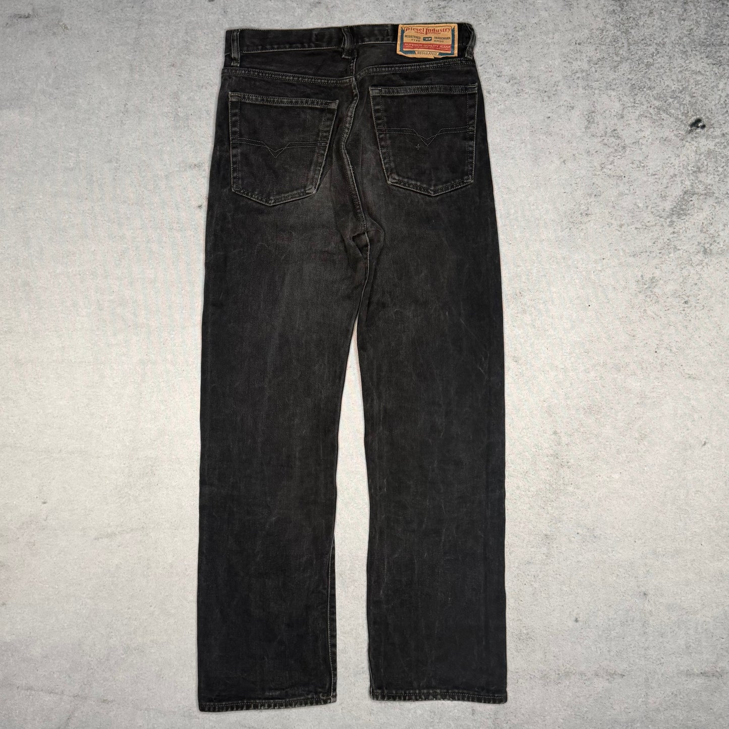 Diesel 2002 Straight Leg Jeans Made in Italy grey (29/32)
