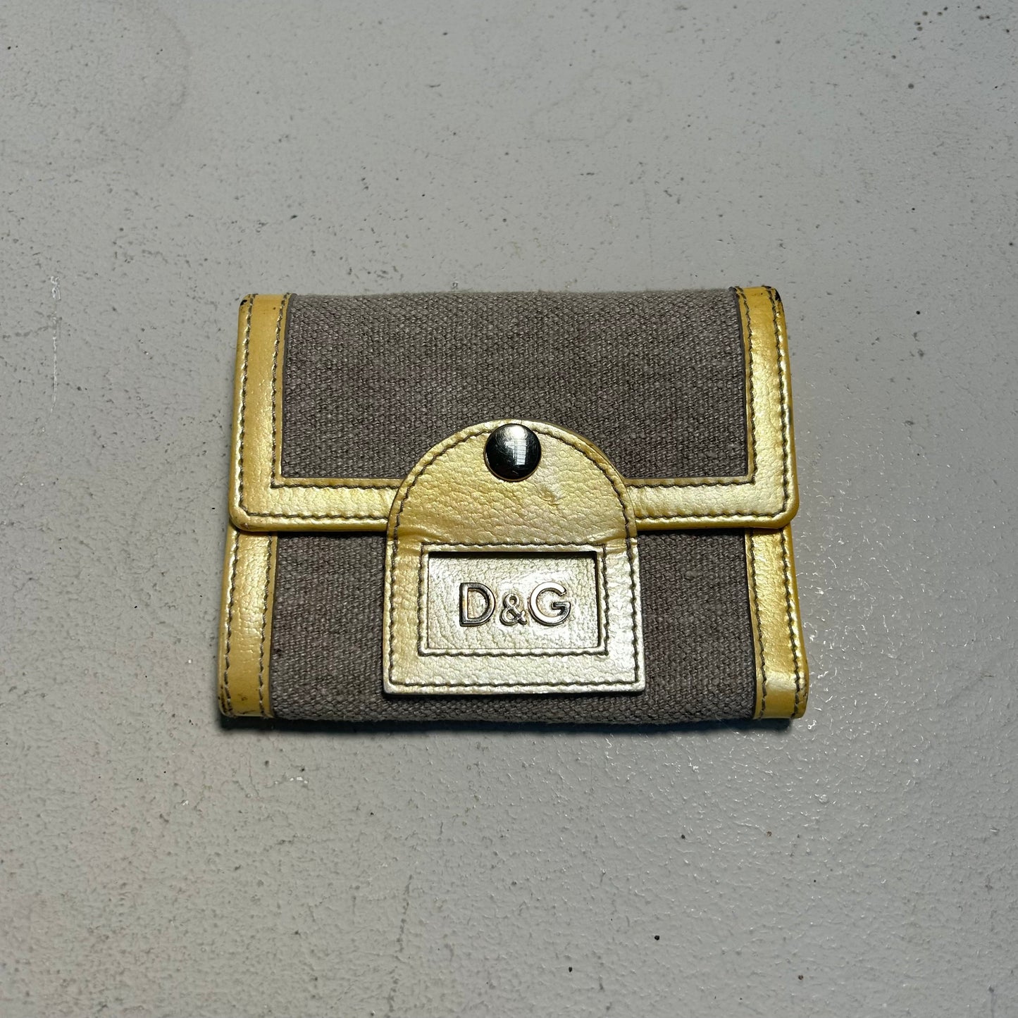 Dolce & Gabbana Vintage Wallet creme gold D&G Metal Logo
