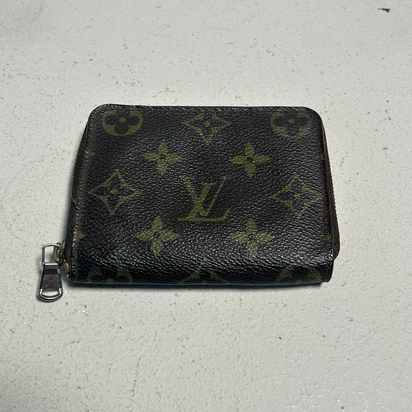 Louis Vuitton Vintage Monogram Canvas Wallet Zippy