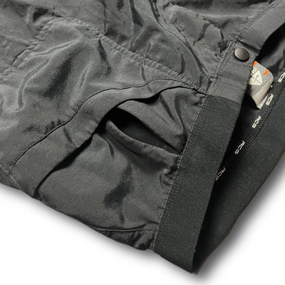00s Nike ACG Cargo Pants black
