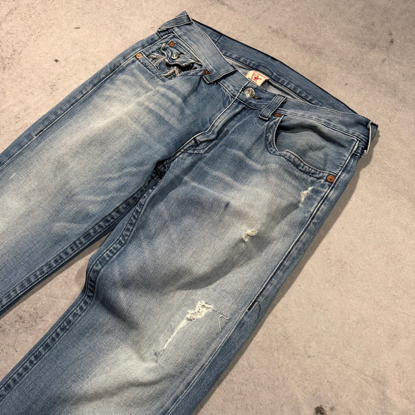 True Religion Y2K Straight Jeans Rainbow Stitch distressed (34)