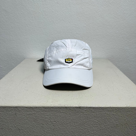 Nike 00s Tn Cap white w/ Graphic Print