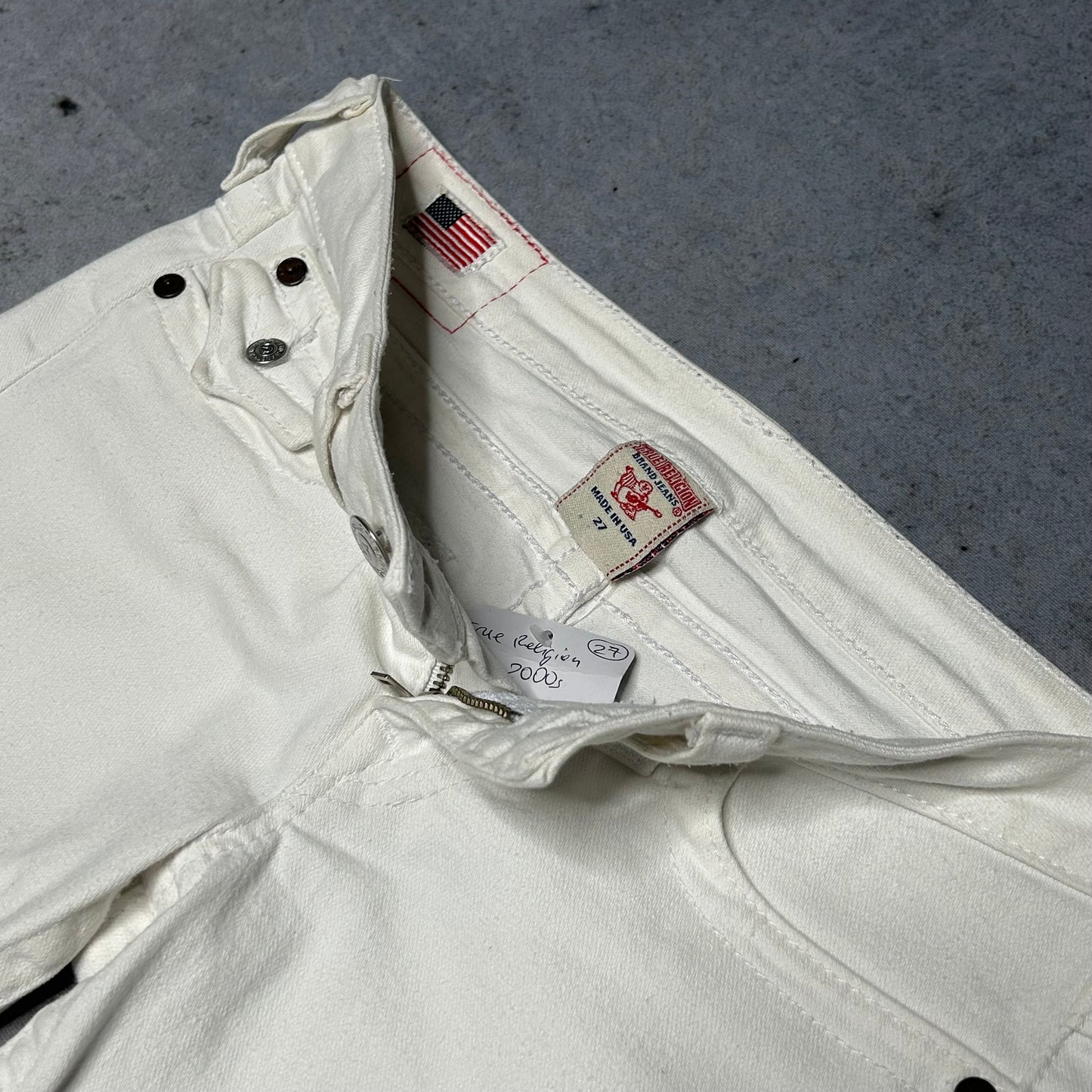 True Religion Vintage 2000s Joey Bootcut Flared Low Waist Jeans all white (27)