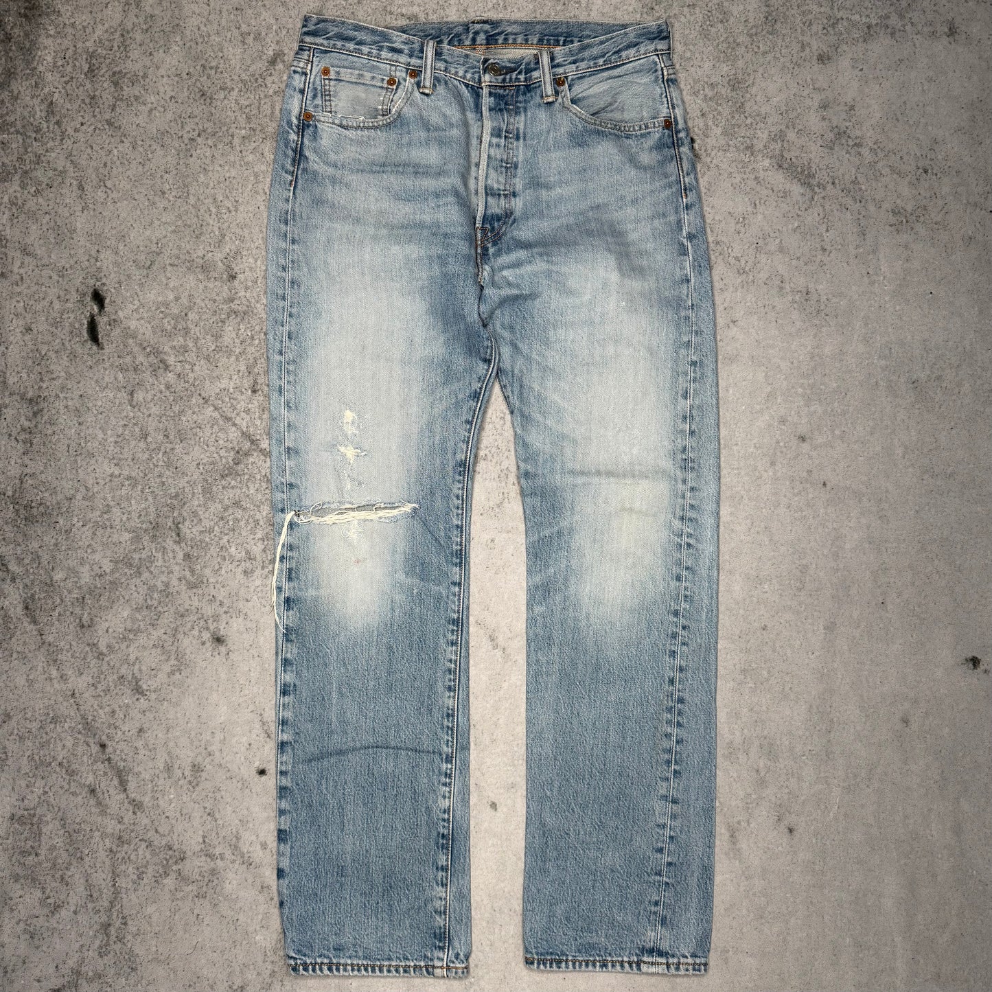 Levi's Vintage 501 Ripped Jeans blue (33/32)