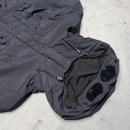 C.P. Company Flatt Nylon Hooded Goggle Jacket navy (XL)