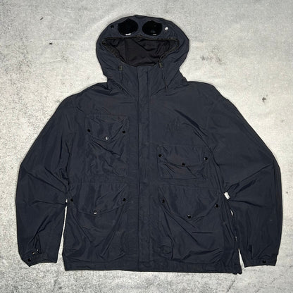 C.P. Company Flatt Nylon Hooded Goggle Jacket navy (XL)