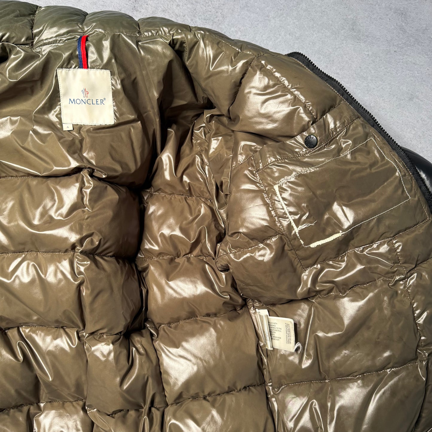 Moncler Vintage Square Stitch Bomber Puffer Jacket black 4 (fits M)