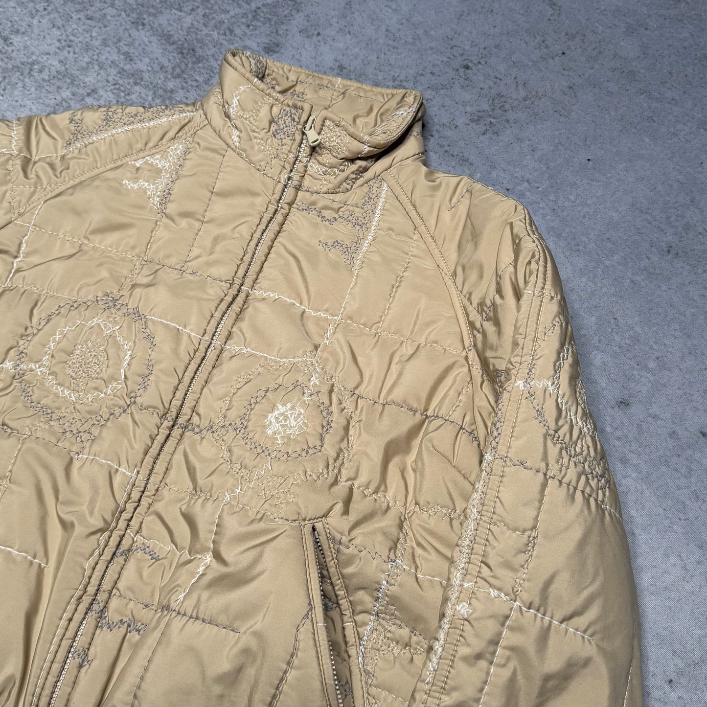 Fay 00s Designer Women's Padded Cropped Jacket beige (fits S)