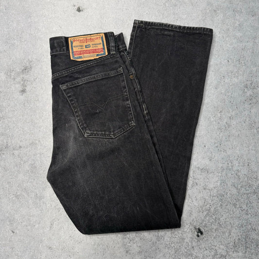 Diesel 2002 Straight Leg Jeans Made in Italy grey (29/32)