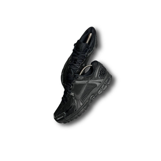 Nike Zoom Vomero 5 SP triple black