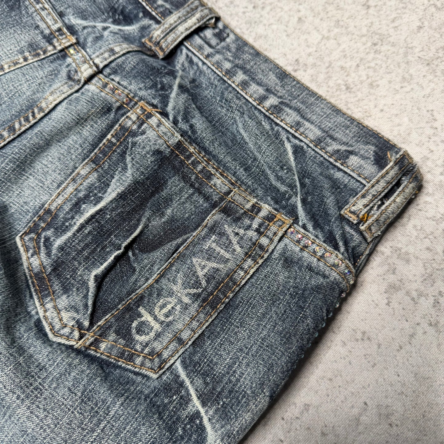 Dakata Y2K Low Rise Bootcut Denim w/ Rinestones (29/32)