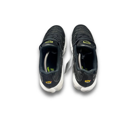 Nike Air Max Plus Tn "Black Volt" black neon